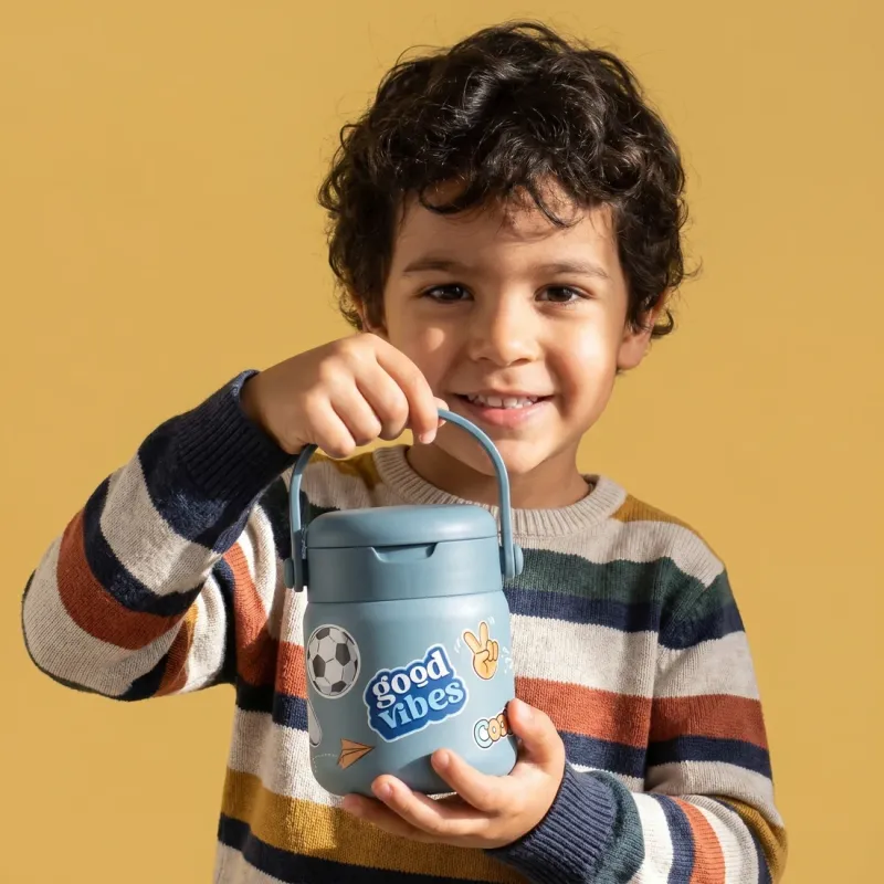 BEARFOOT Mattermos 500 ml – Blå „Stickers“
